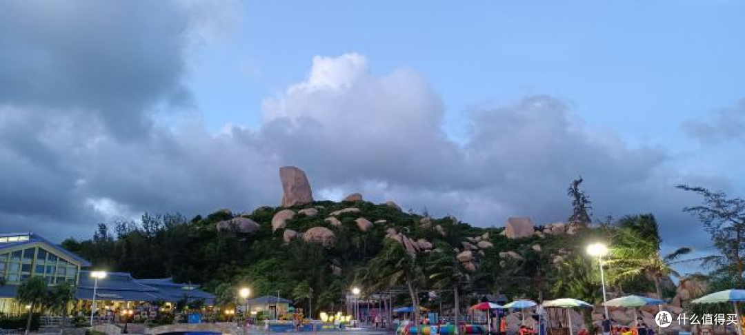 盛夏徒步台山那琴半岛｜踩着6000米海岸石林，海风把我治好了