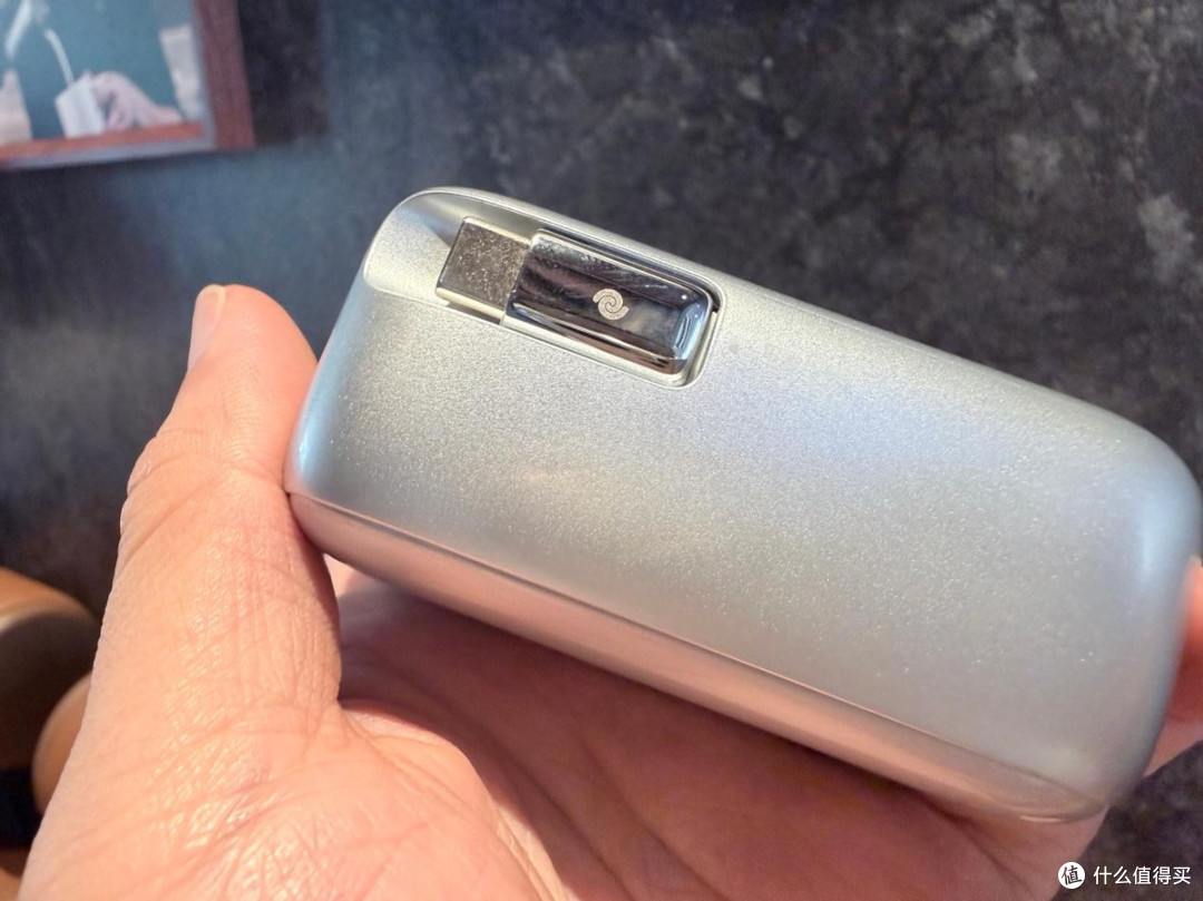 口袋里的全能快充神器 倍思PicoGo Pro AR11随身充深度测评
