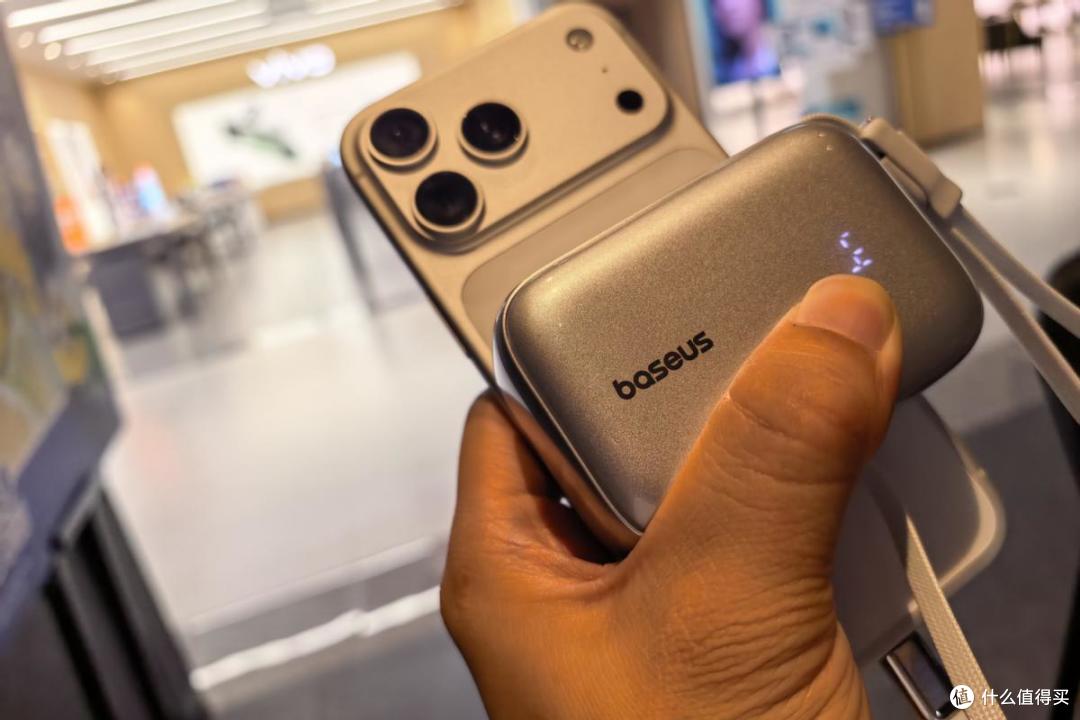 口袋里的全能快充神器 倍思PicoGo Pro AR11随身充深度测评