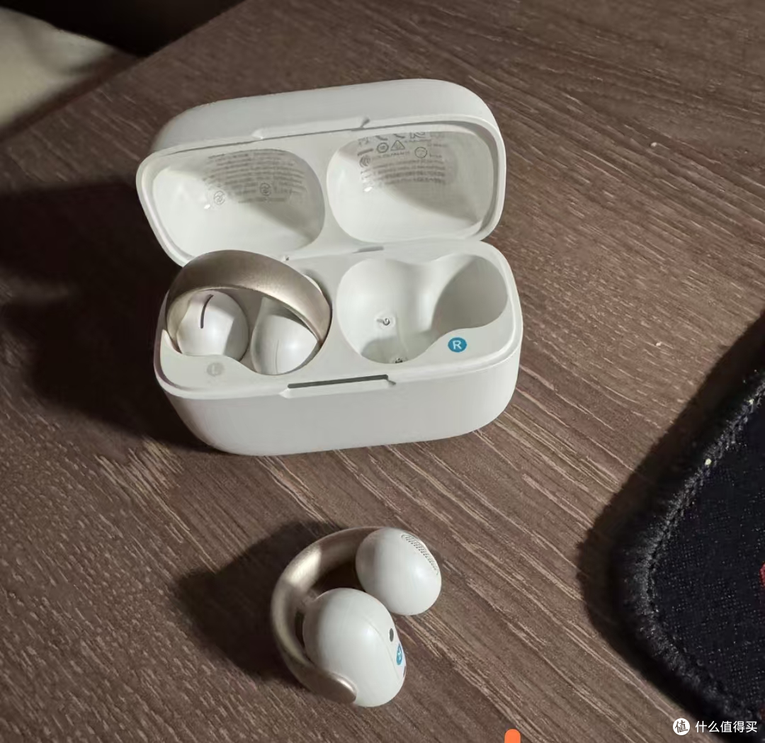 耳夹式耳机选购:塞那、万魔、声阔三款热门型号哪款最值得入手?