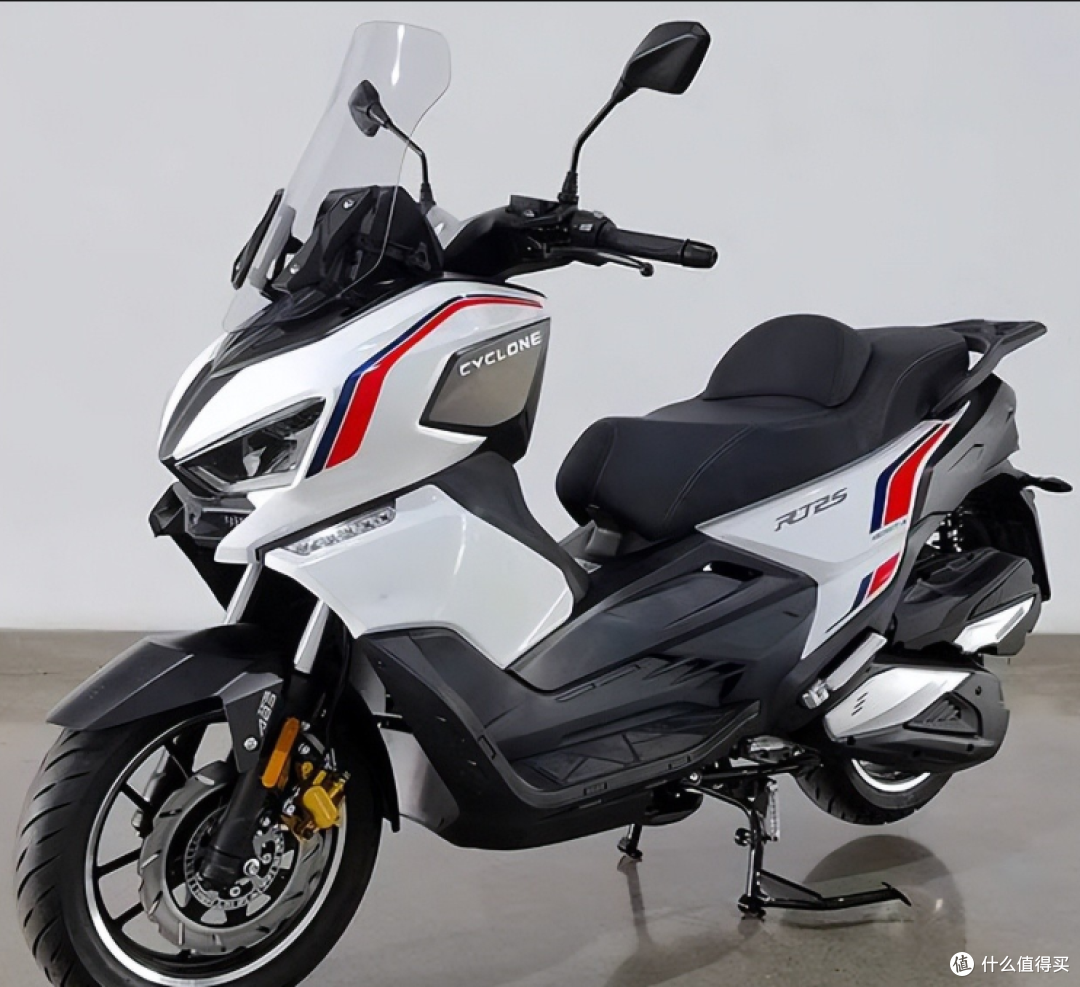 差价八千差在哪?赛科龙踏板RT5与RT250深度对比:究竟有什么不同