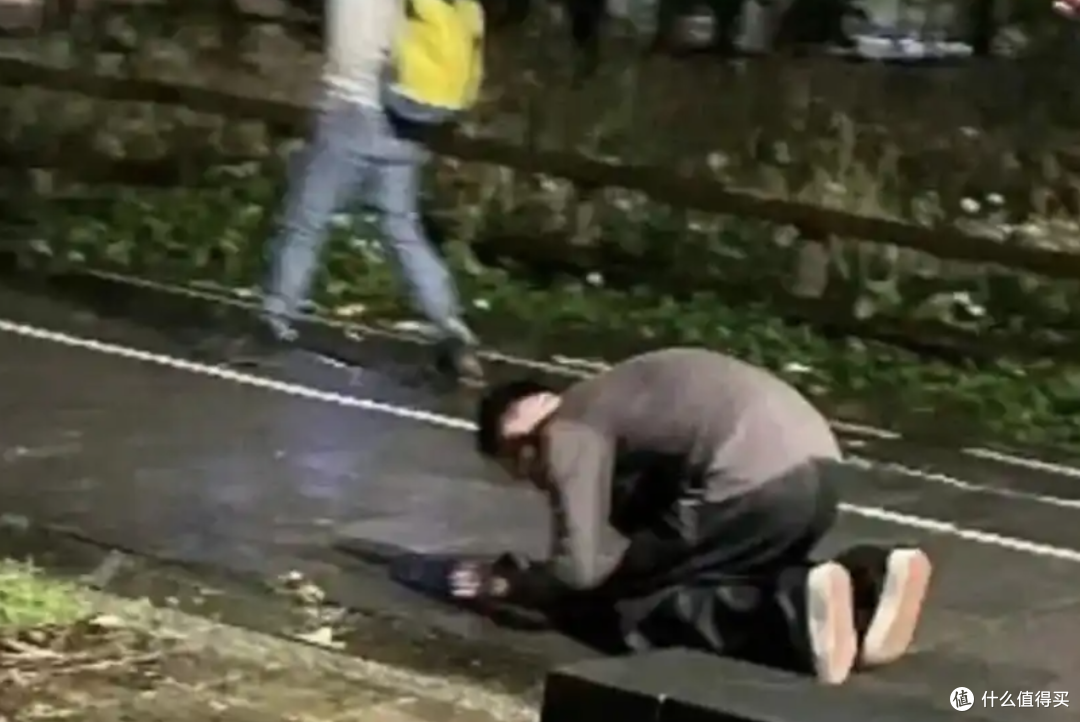 大S遗产案再反转,他终于不装了!聊聊美容大王留下的 "变美遗产"