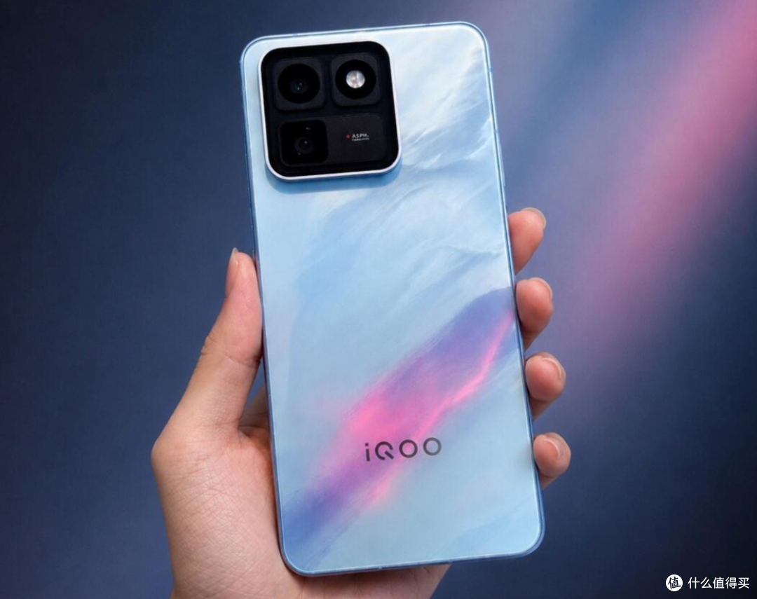 一加15T、iQOO15T和小米17 Max谁值得买?性价比高?详细选购建议