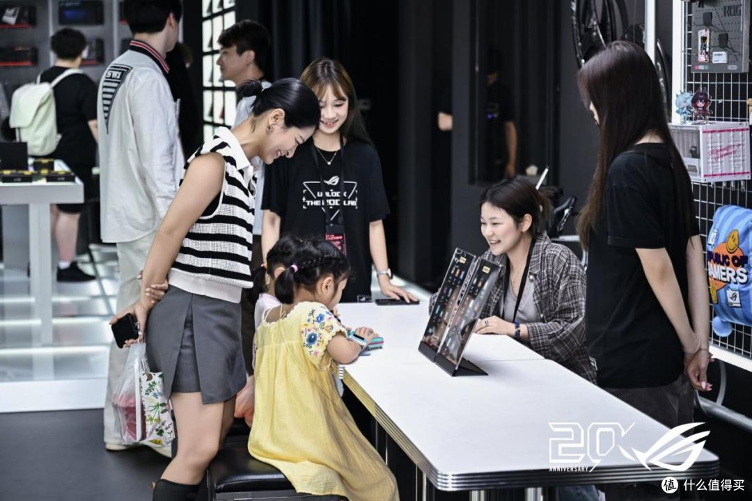暑假信仰之旅倒计时!ROG 20周年快闪殿堂收官,尖货装备等你来战