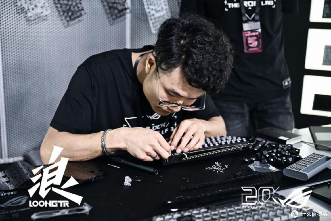 暑假信仰之旅倒计时!ROG 20周年快闪殿堂收官,尖货装备等你来战