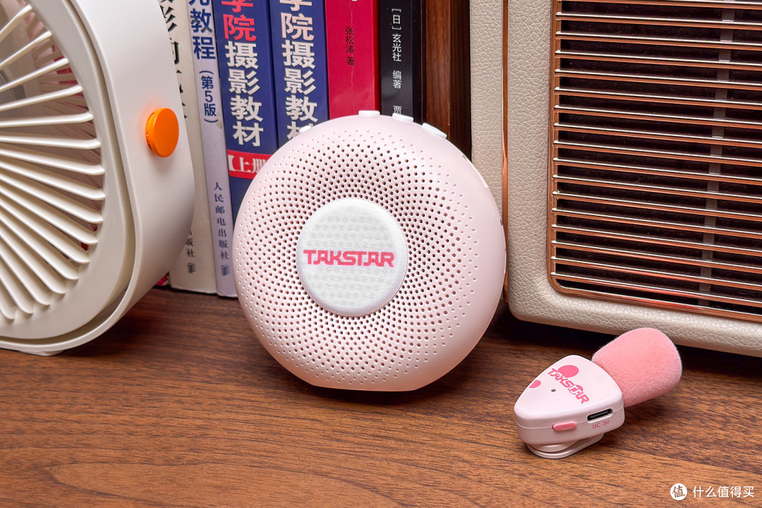 得胜甜甜圈D2W无线扩音器评测:高颜值、小体积、大音量、防啸叫