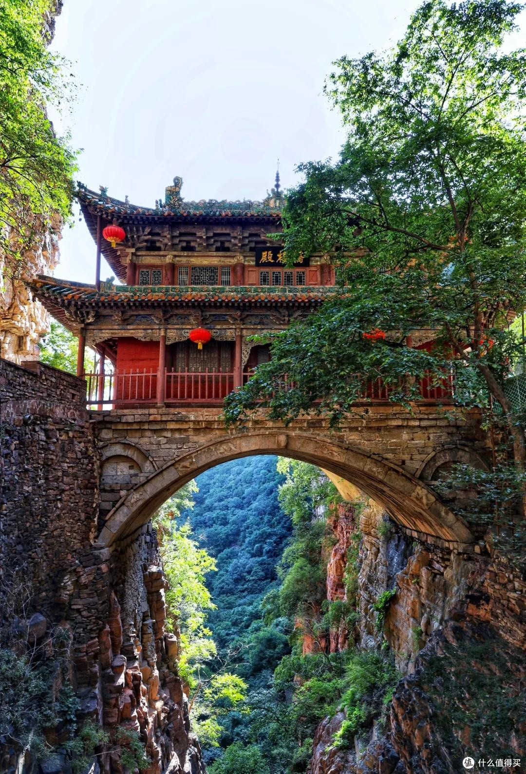 石家庄近郊苍岩山避暑胜地