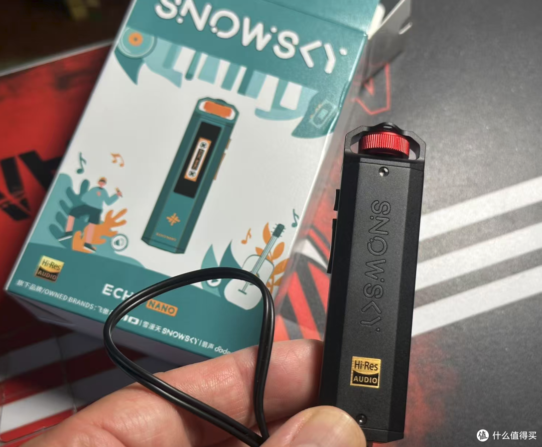 雪漫天ECHO NANO:揣进口袋的复古随身听,一秒回到大学旧时光