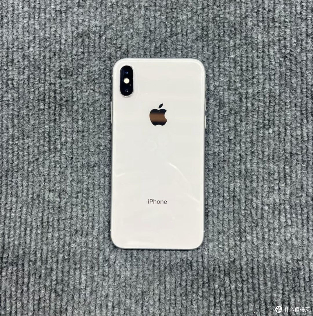358块收了台iPhone X,Face ID加OLED屏幕放到现在依然不落伍