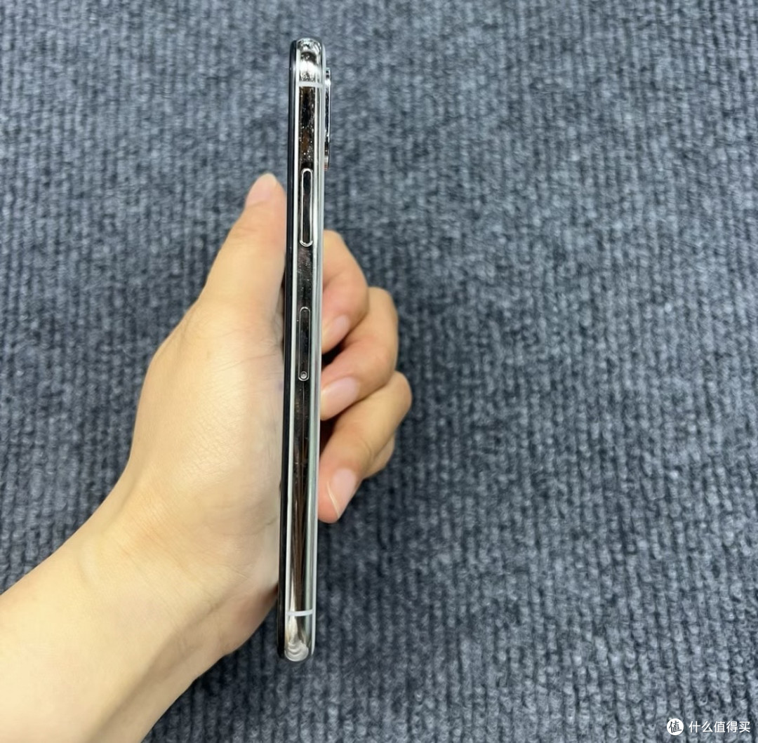 358块收了台iPhone X,Face ID加OLED屏幕放到现在依然不落伍