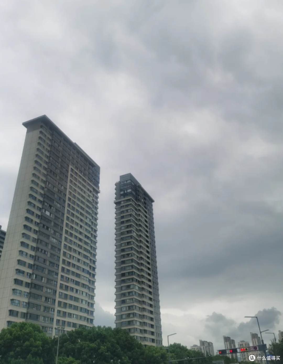 2026下半年买房，一定坚持“买低、买多、不买三”！都是经验之谈