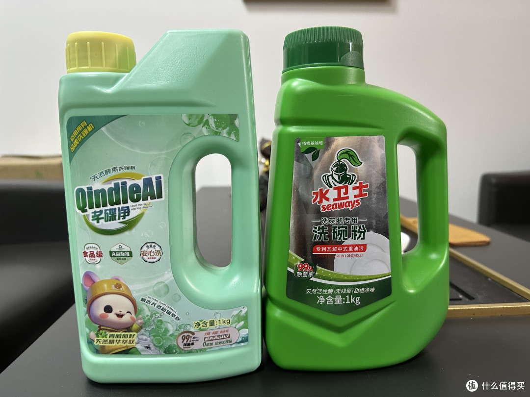 芊碟净洗碗粉和水卫仕洗碗粉哪个好？家用洗碗机洗碗粉对比测评