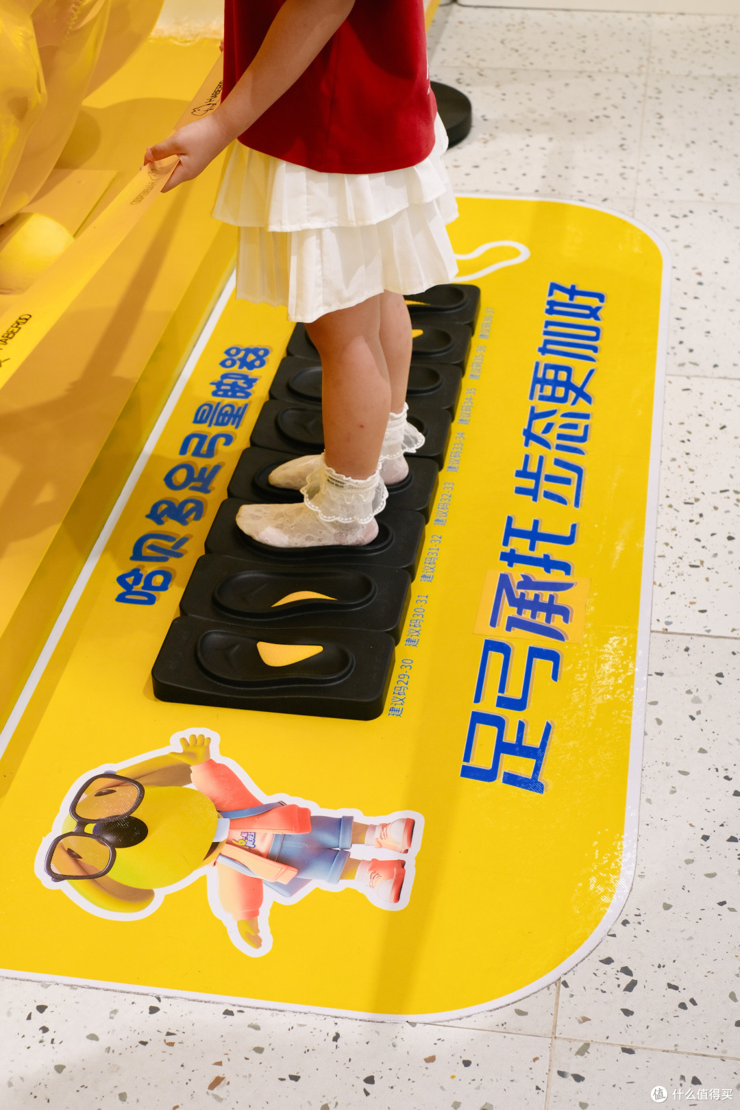 挑剔宝妈都被折服!这家童鞋店的鞋底有什么秘密?