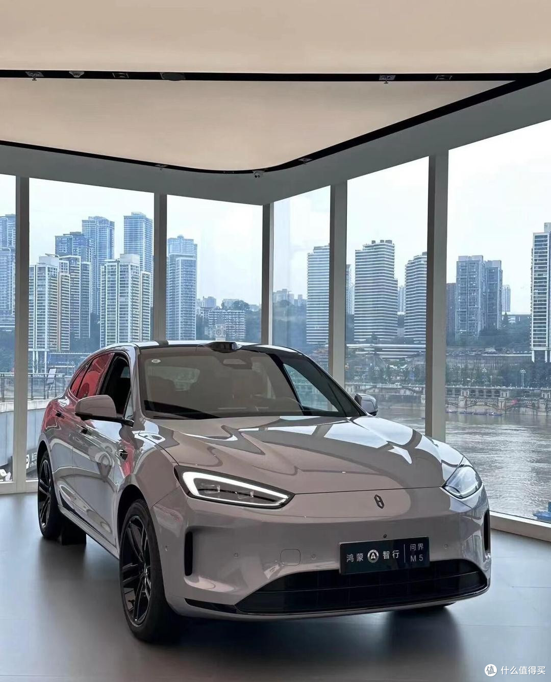 问界M5：智能与舒适的完美结合