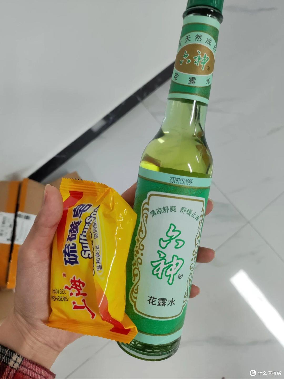 "花露水"的10个邪修用法,解决了不少生活痛点,怪不得涨价了