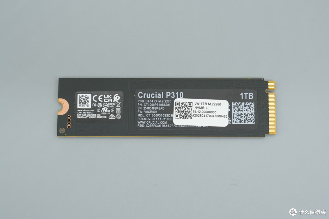 AMD Ryzen 7 H 255 8核处理器加持,街未觉醒迷你PC主机拆解