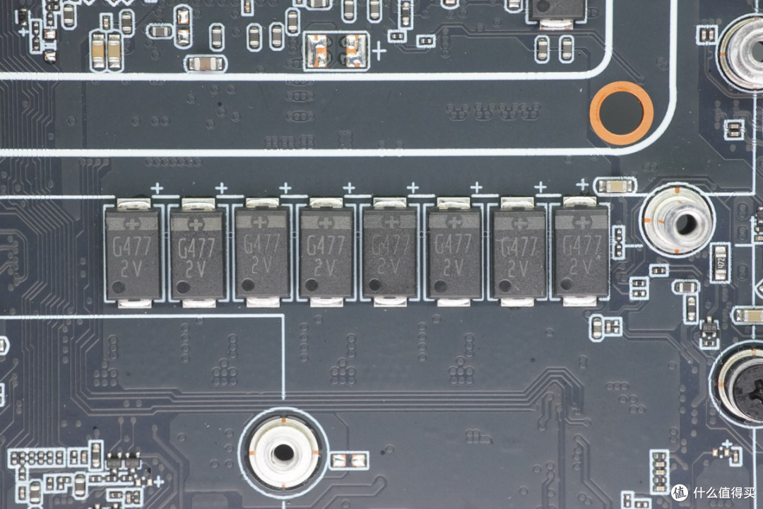 AMD Ryzen 7 H 255 8核处理器加持,街未觉醒迷你PC主机拆解