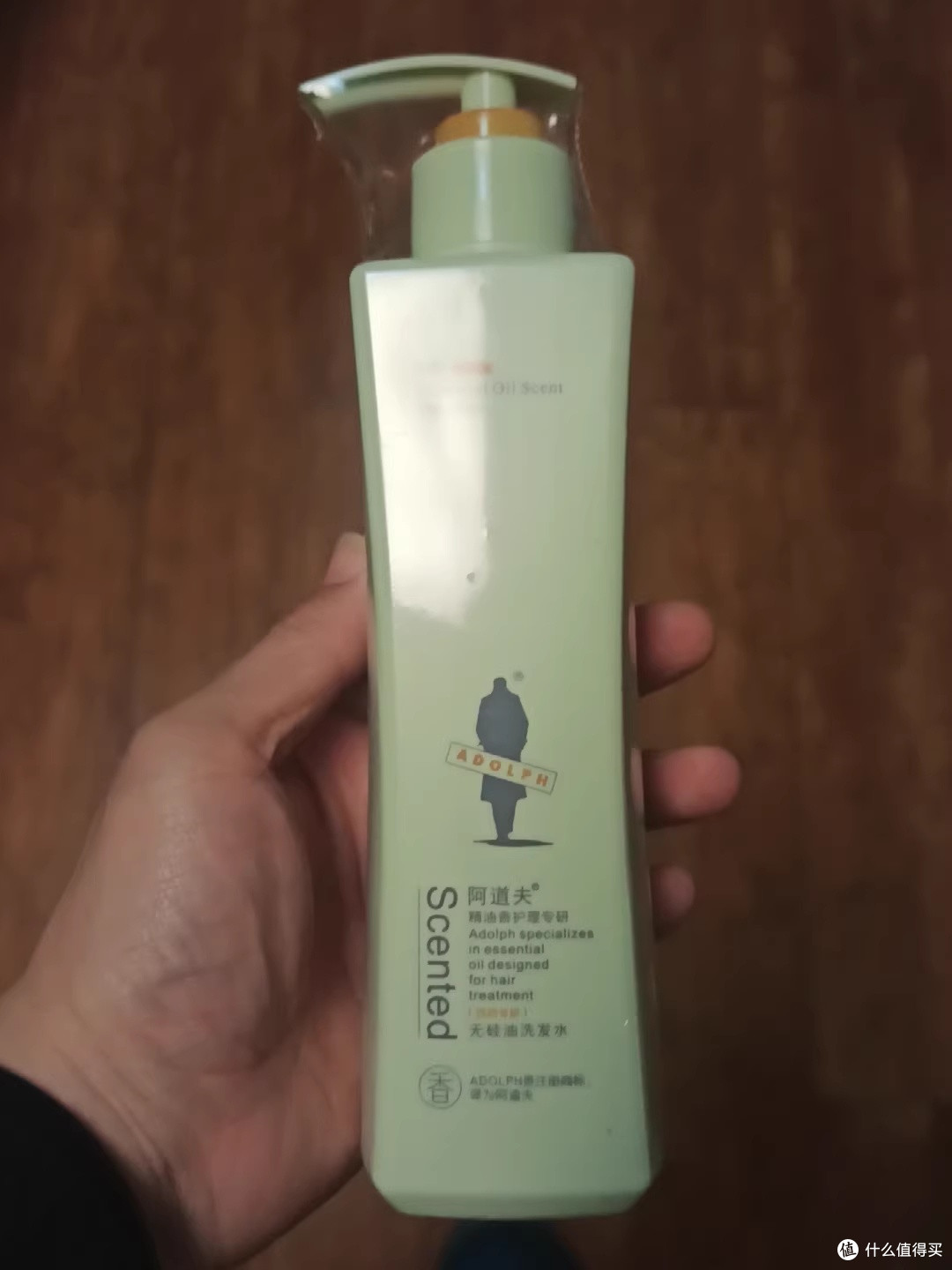 阿道夫无硅油这瓶，真的让我多撑了一天不洗头