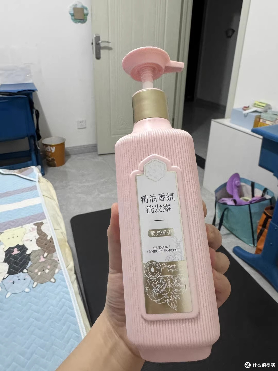 百雀羚三生花洗发水:一瓶让油头也能喘口气的国货香氛款
