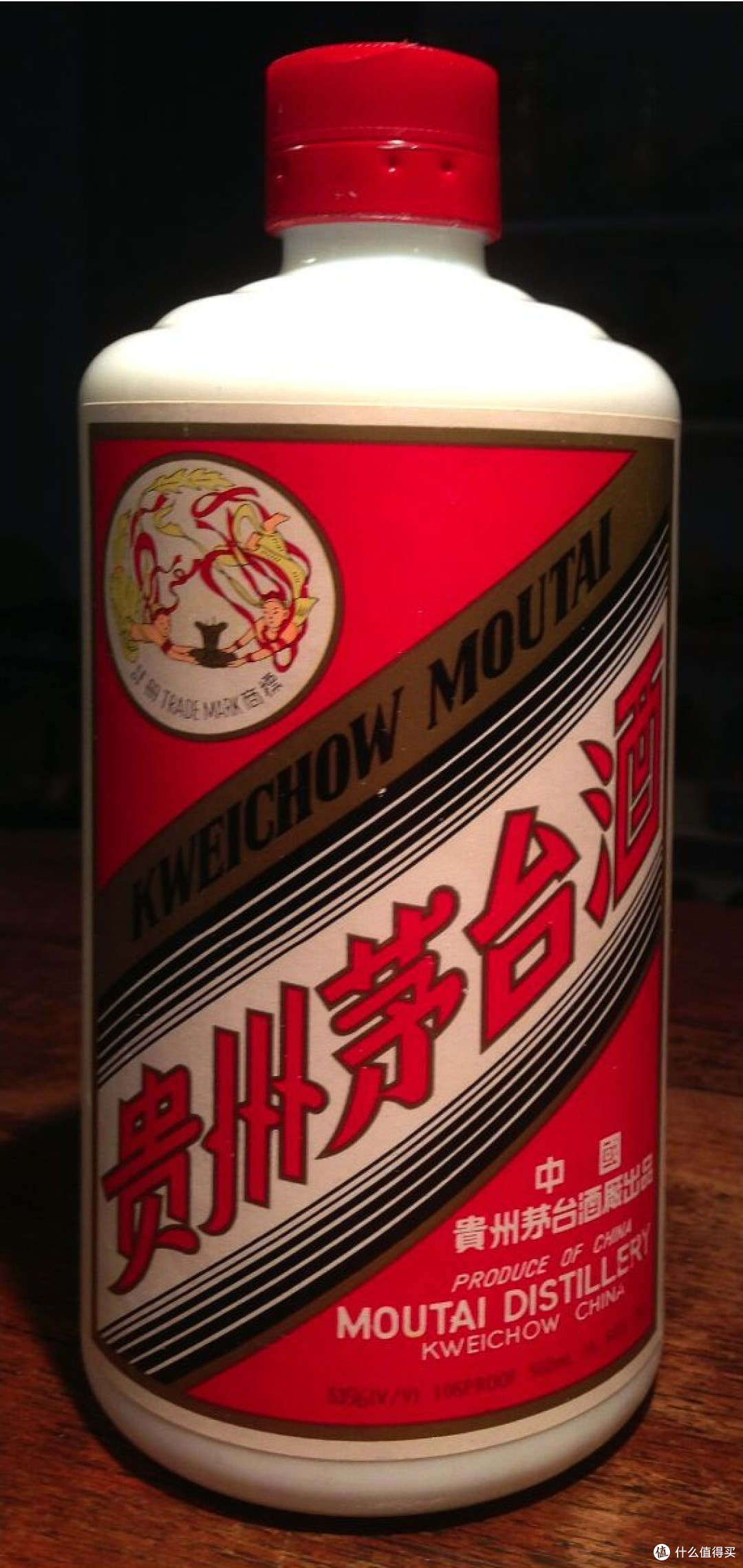茅台酒瓶历史实拍