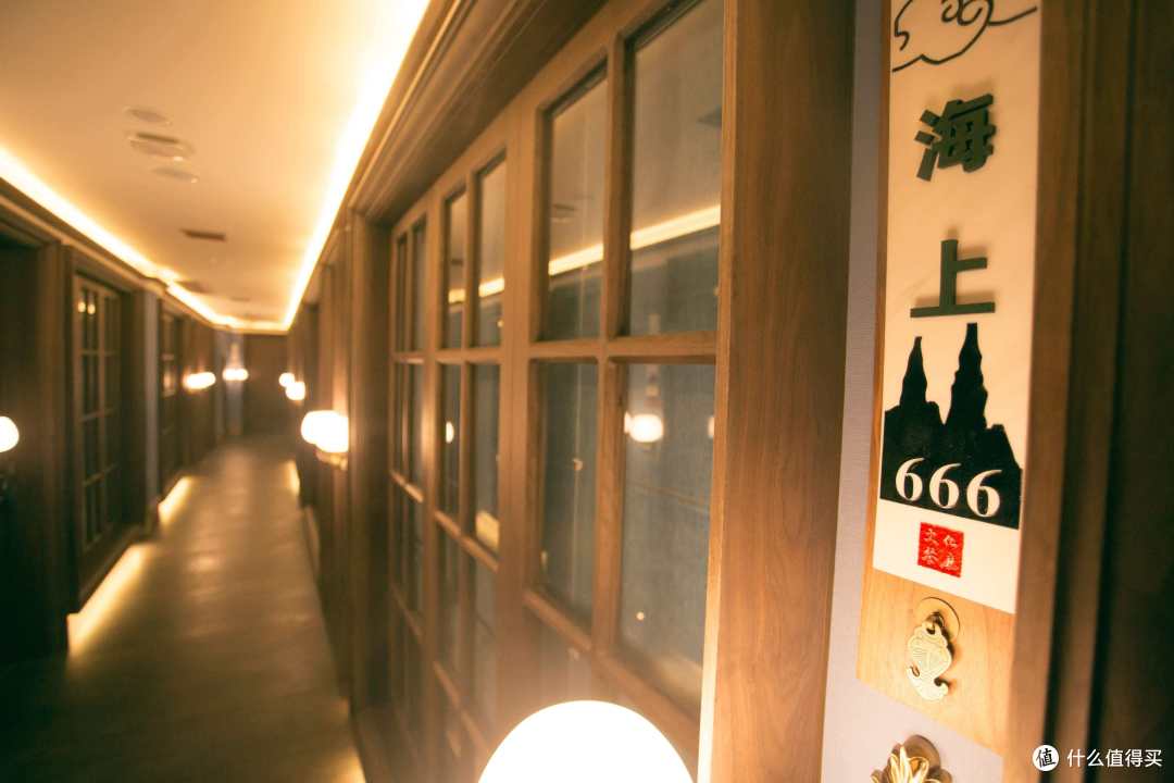 逛完清河宋街去哪吃?附近这家复古风中餐厅挺适合聚餐