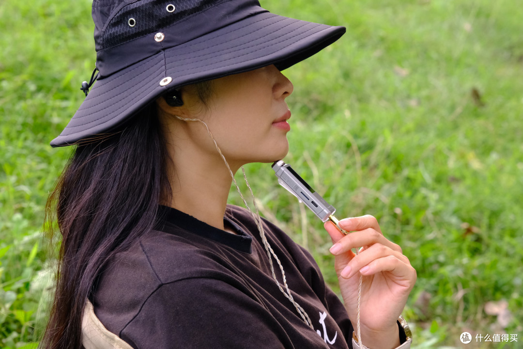 复古听音回归,雪漫天NANO播放器体验:解锁不被打扰的沉浸式听歌