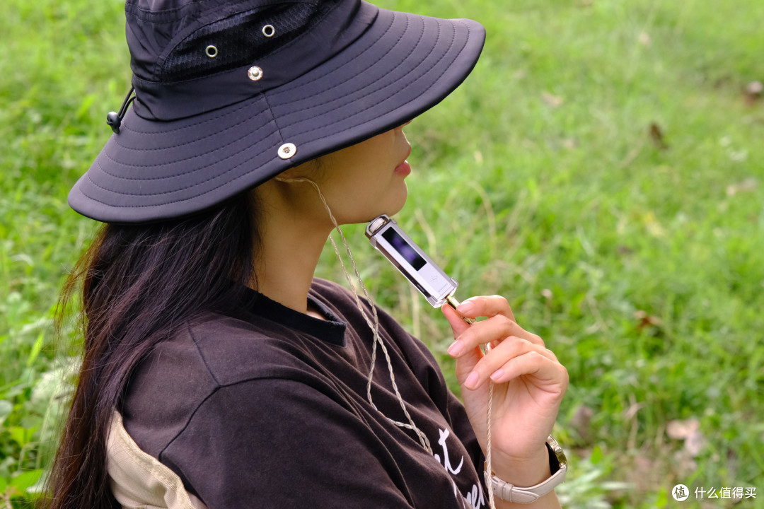 复古听音回归,雪漫天NANO播放器体验:解锁不被打扰的沉浸式听歌