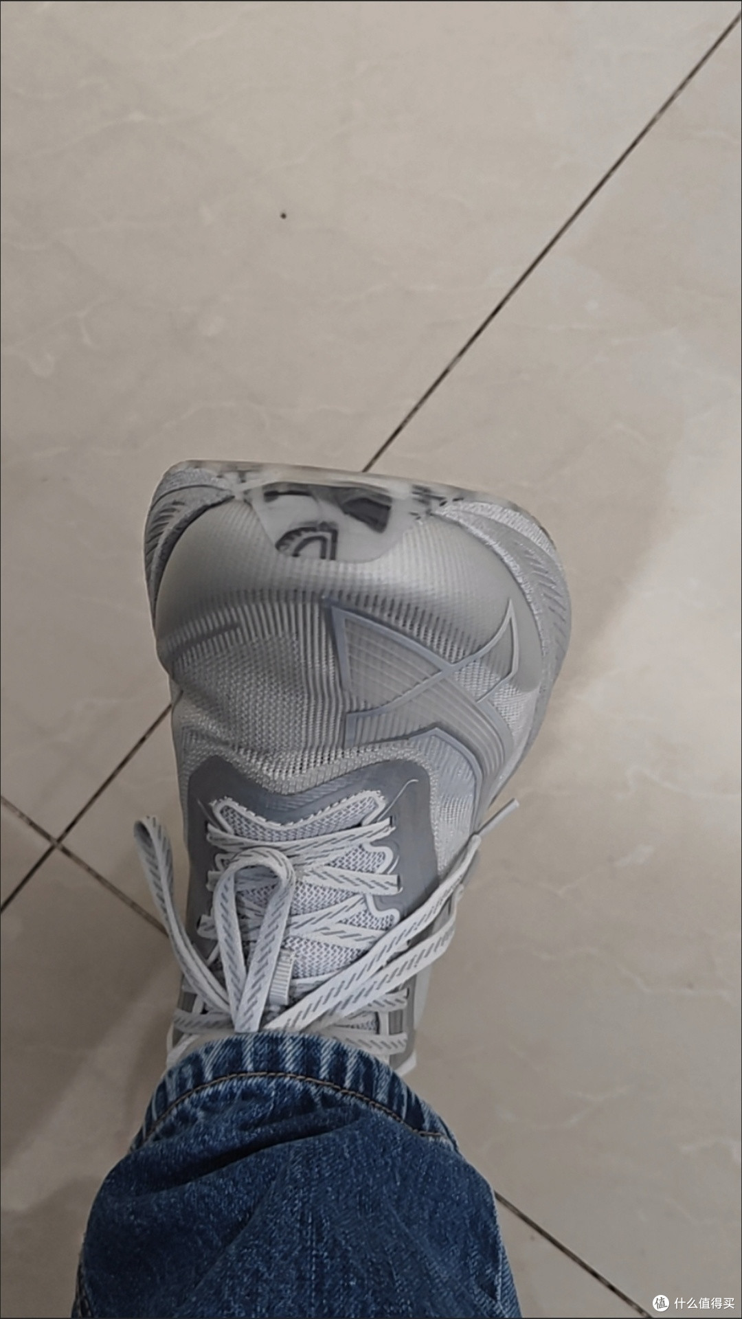 运动鞋选购:鉴伪与性能比对