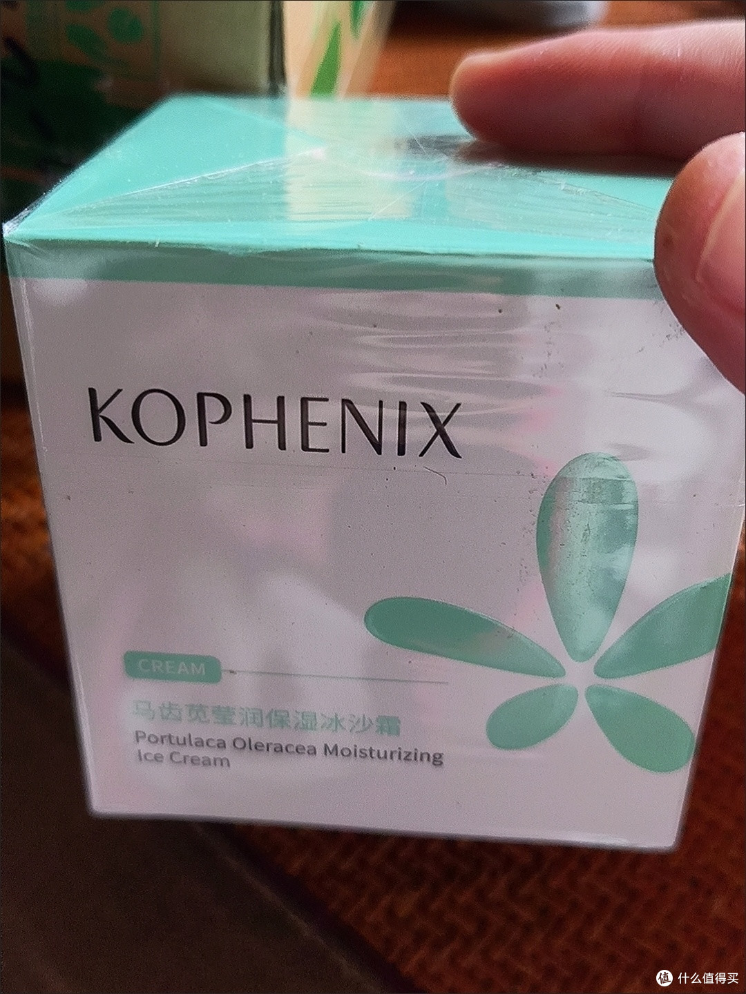 秋冬保湿面霜成分解析与选购