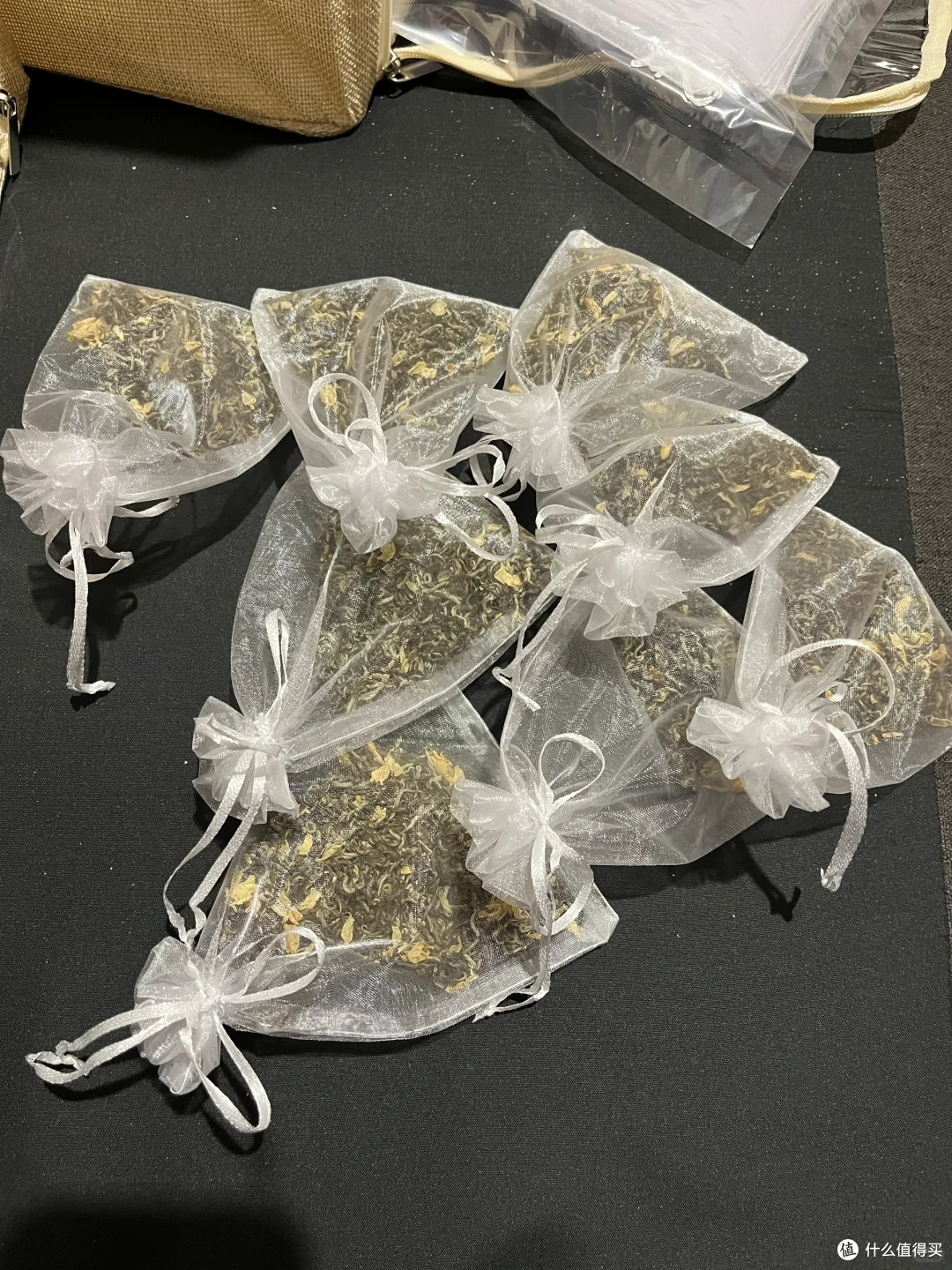 被节俭的老妈狠狠上了一课，原来过期物品还能这么用，真是有智慧