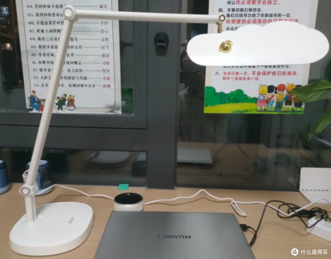 高中生护眼台灯哪个牌子好?高中生护眼台灯品牌爆款,宝妈必看