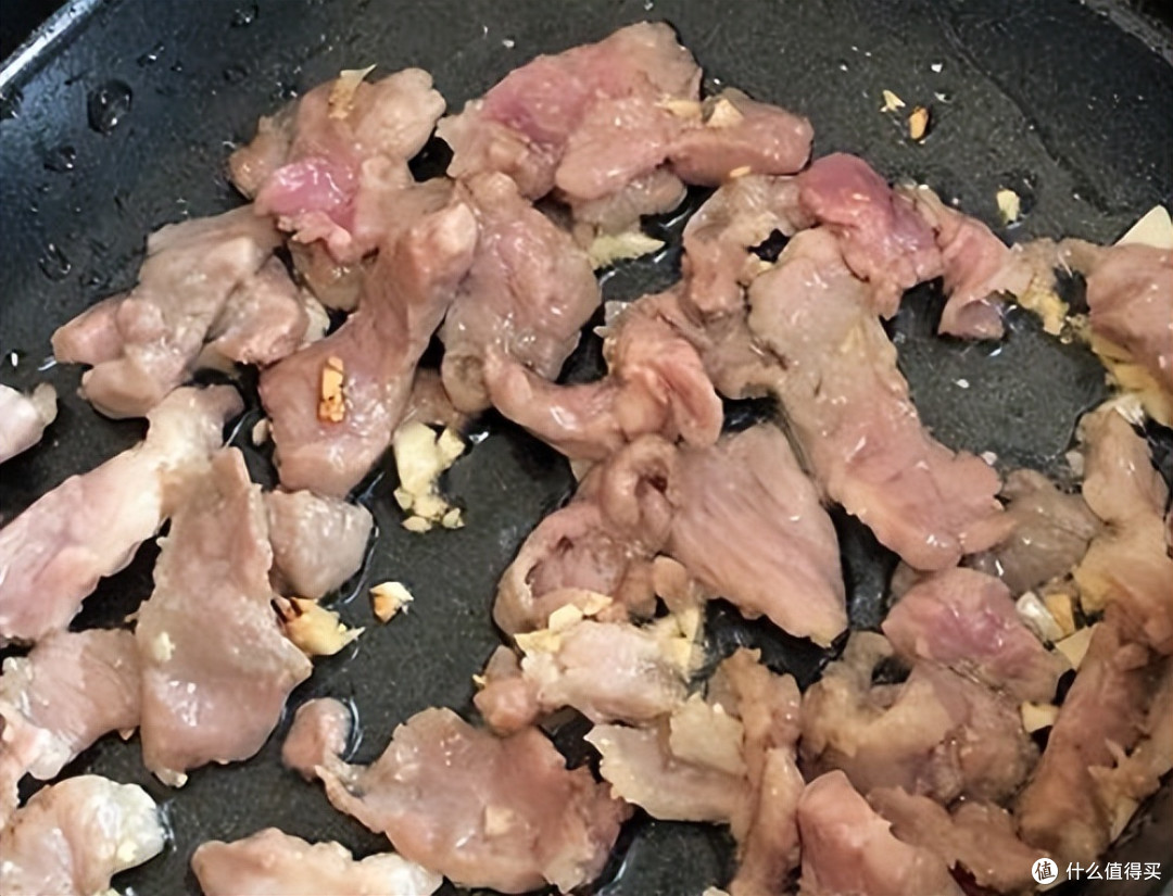 夏季,这道大人小孩都爱的下饭菜定要收藏,营养又美味吃了还想吃