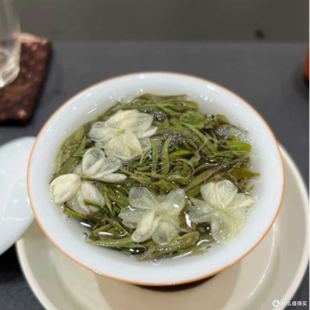 夏天冷泡茶我只服这一款!万定茉莉白牡丹,好喝到想囤一冰箱