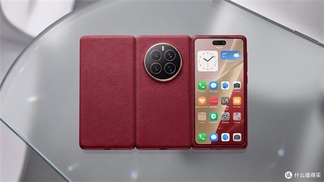 华为 Mate XT2 渲染图曝光!U 型三折叠根治前代所有糟心痛点