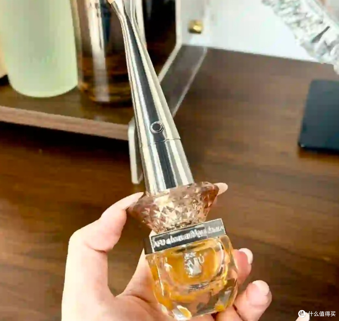 哪款眼油去除浮肿眼袋效果更值得买?4款保湿眼油,抚平突出眼袋