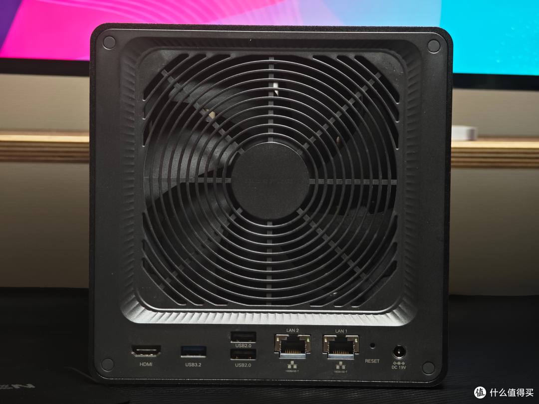 3K价位双万兆网卡首选: 绿联DXP4800 GT四盘位NAS实测!