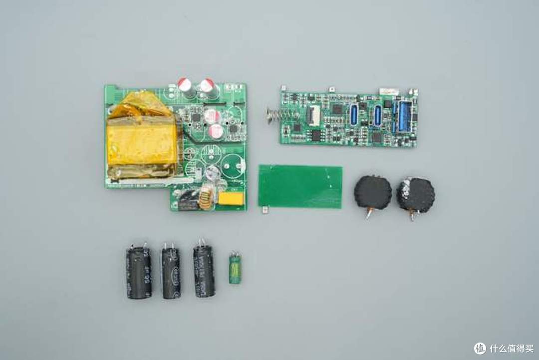 拆解报告:白牌100W 2C1A智显屏氮化镓快充