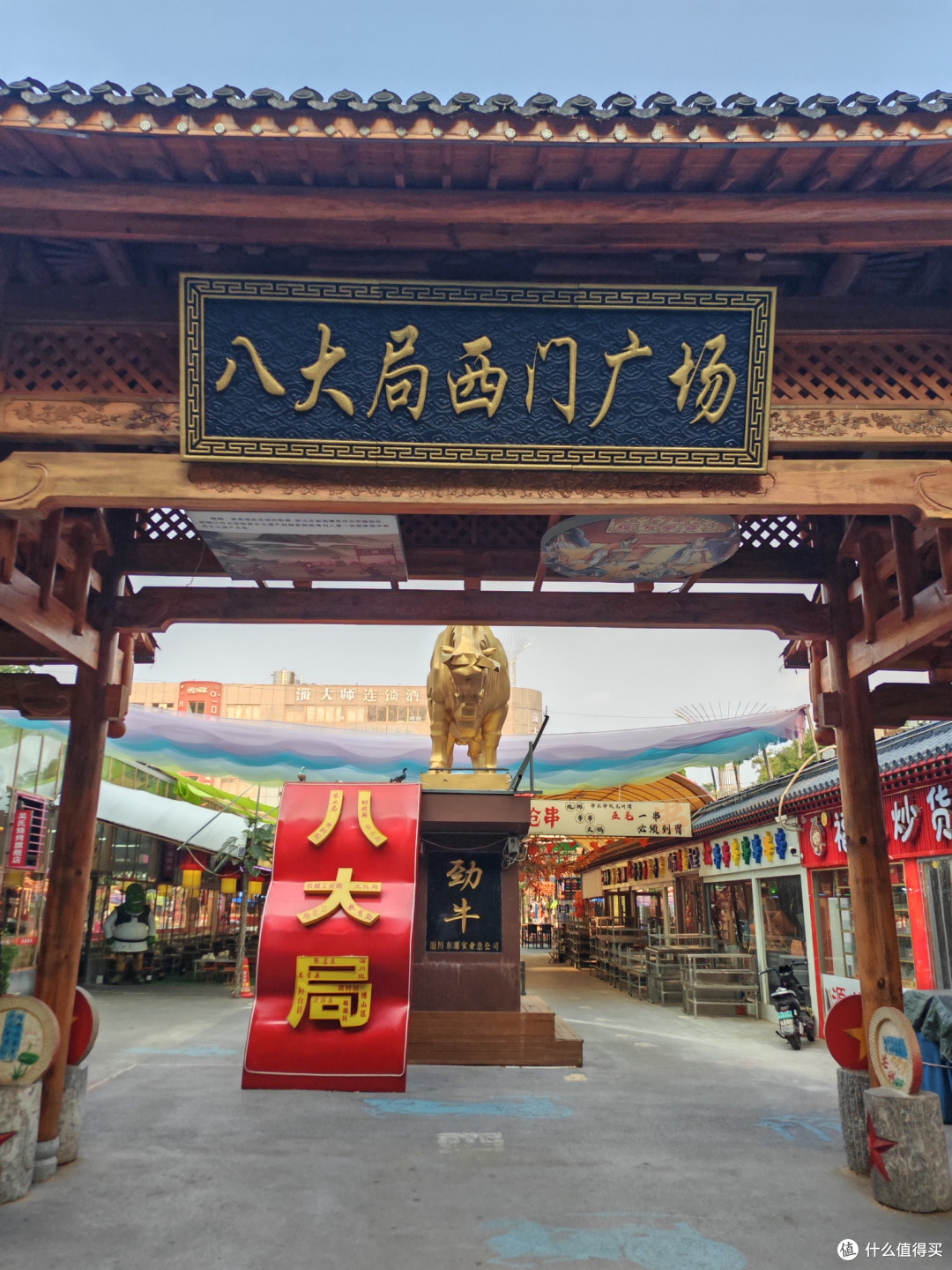 中考后的青岛7天游:红瓦、海风、夜市烟火,和副驾上长大的娃