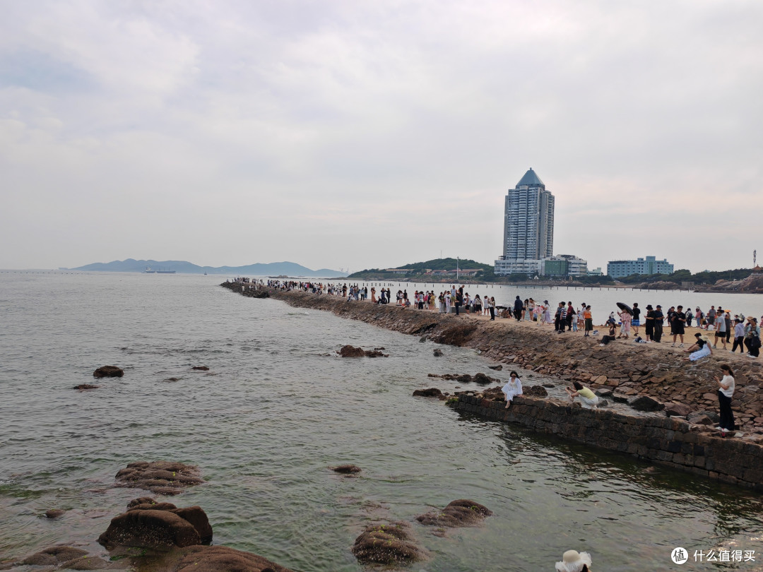 中考后的青岛7天游:红瓦、海风、夜市烟火,和副驾上长大的娃