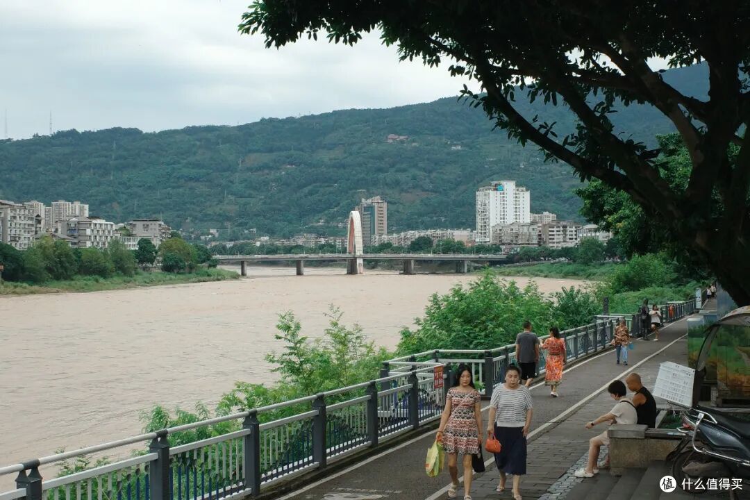 高铁1h！在40℃火炉边，挖到一座24℃避暑小城，夏天来这回血刚刚好