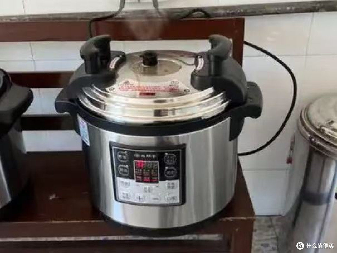 筛选十款综合表现满分的高压锅，深究哪个品牌最好最安全

 