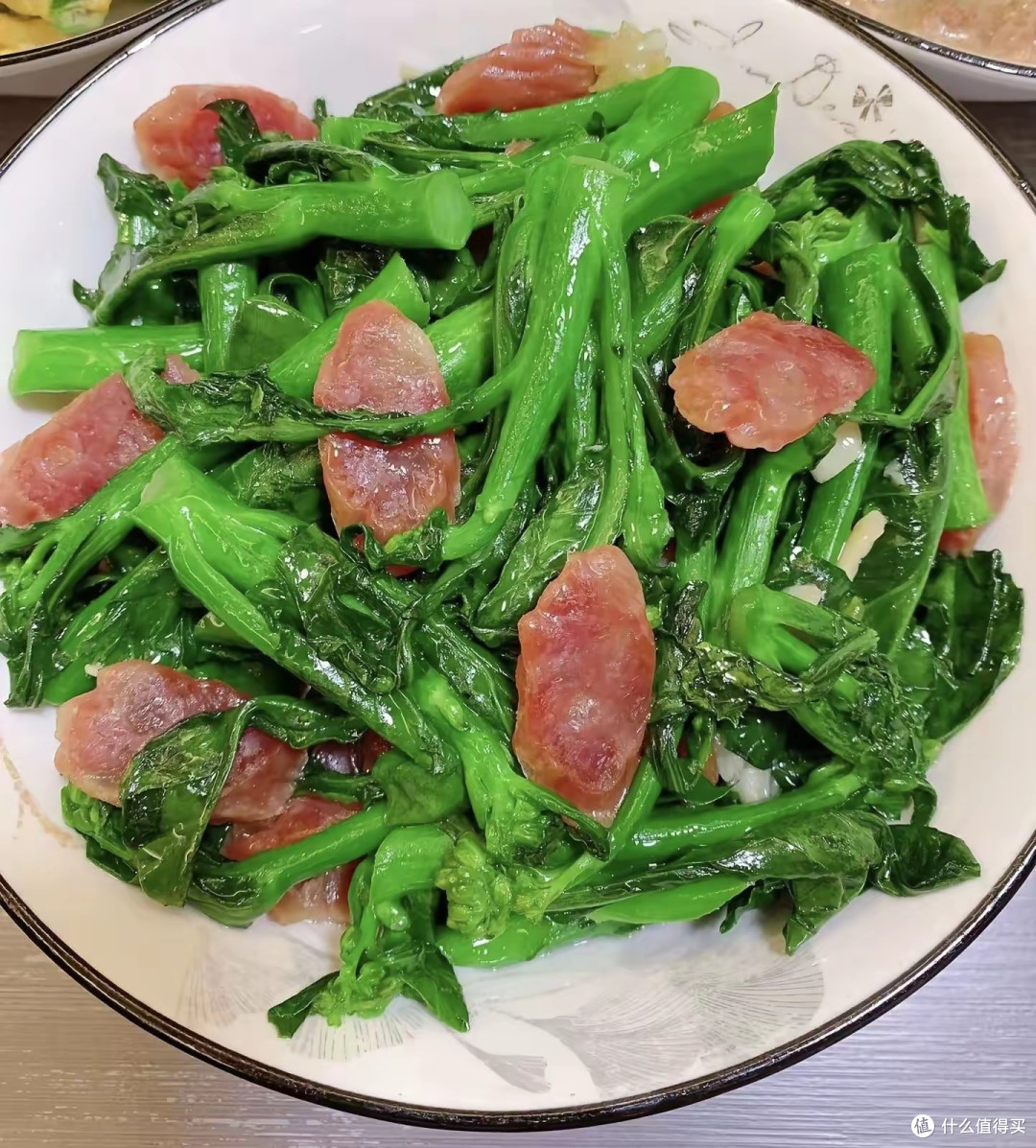 腊肠炒芥蓝的家常做法