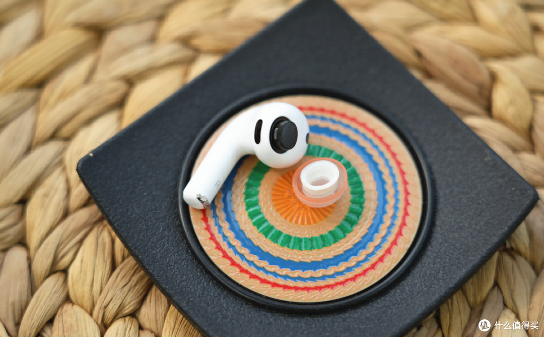 AirPods Pro 3换个特殊耳机套音质大提升?主观聊声必飞AuraFine