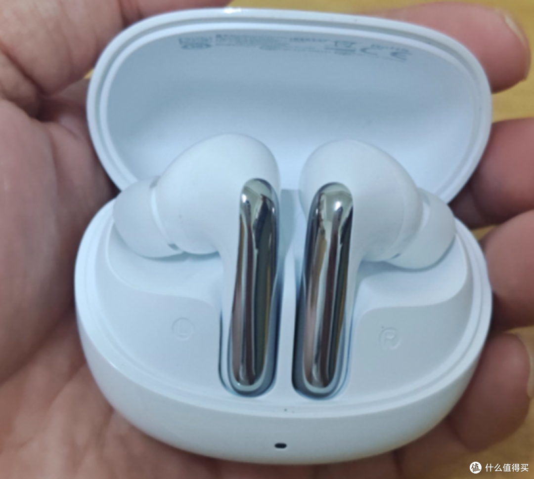 入耳式耳机适合日常戴吗?实测找出几款高性价比黑马