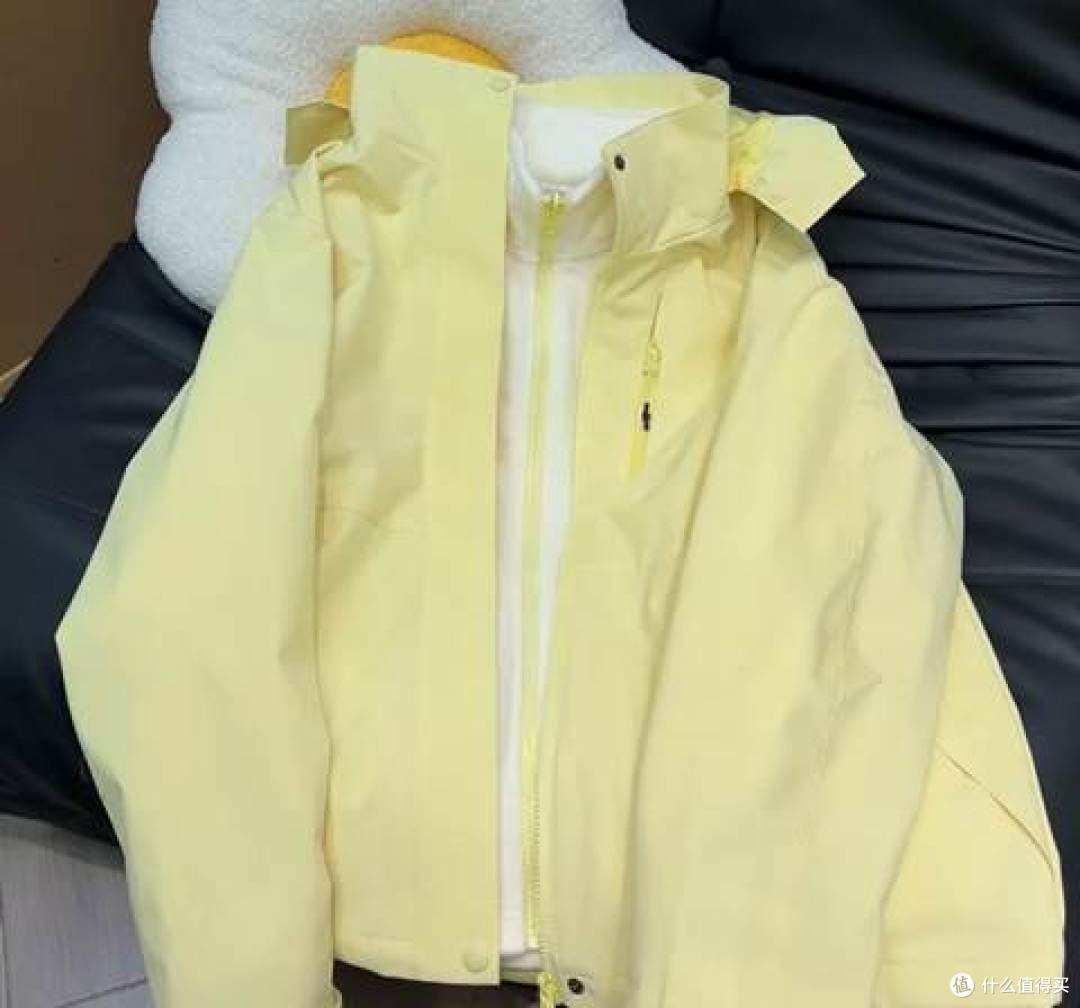 十大品牌推荐|高性价比通勤冲锋衣不踩坑|2026冲锋衣选购指南