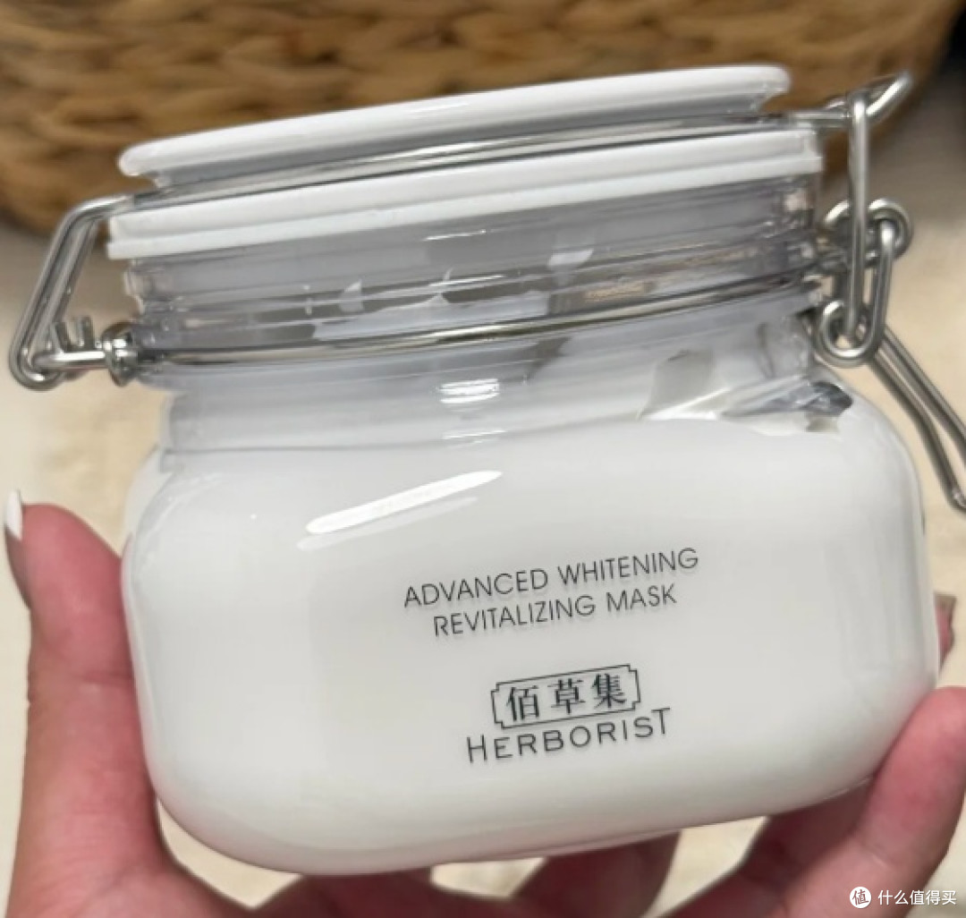 闭口反复长用哪款泥膜好?5款热门泥膜实测!疏通闭口的效果不错