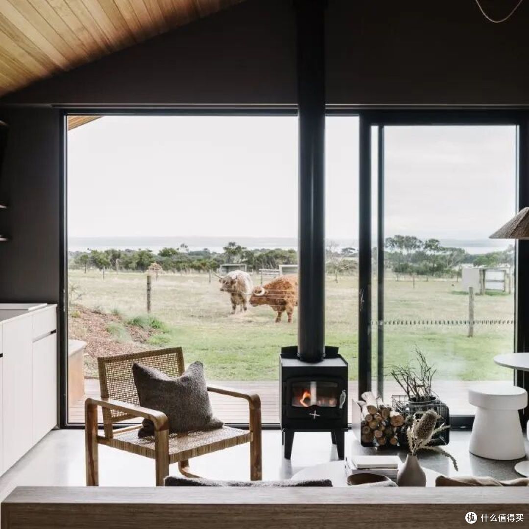 📍Five Acres, Phillip Island, Victoria  📷 / © Five Acres