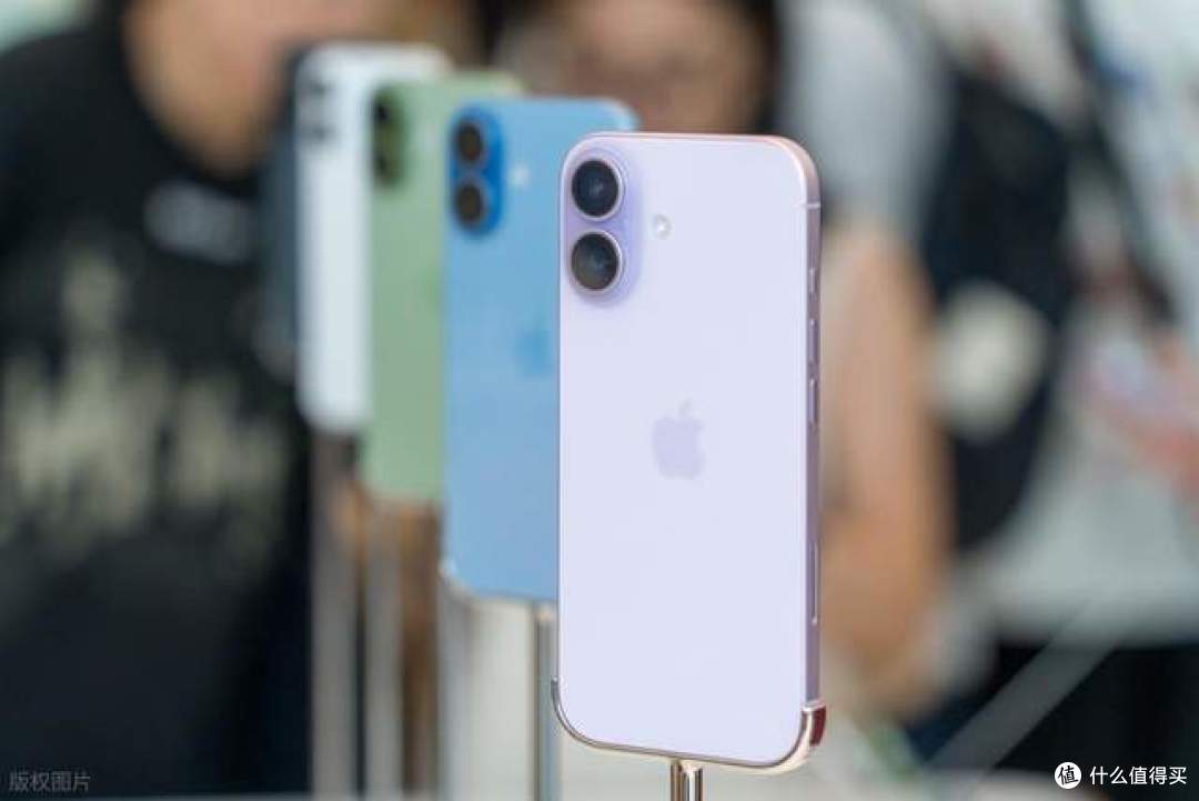 参数不如国产旗舰,iPhone17 依旧热销!国人为何仍疯狂买苹果?