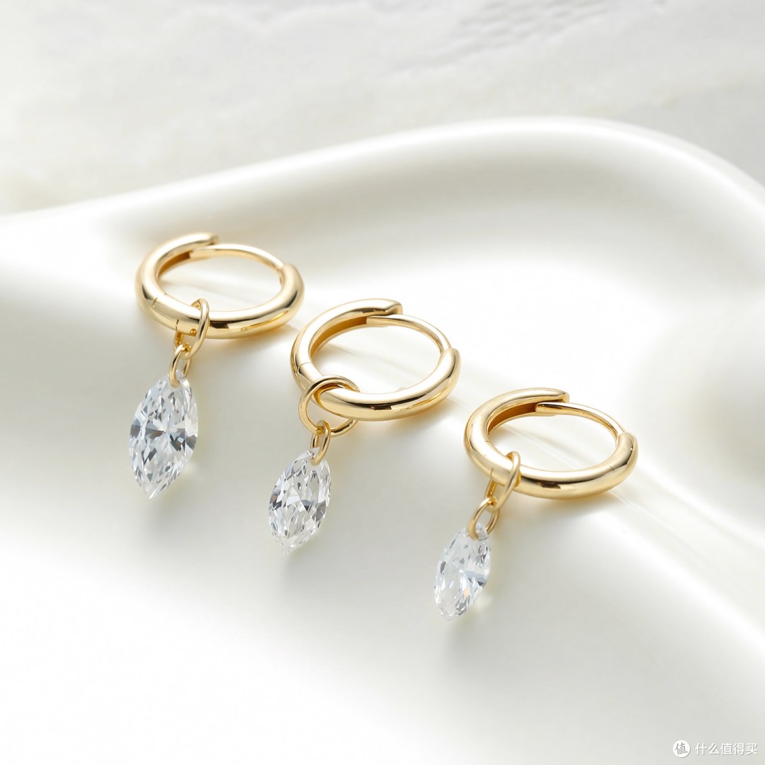【天然钻的平替?——18K 金培育钻石马眼耳坠真实体验】