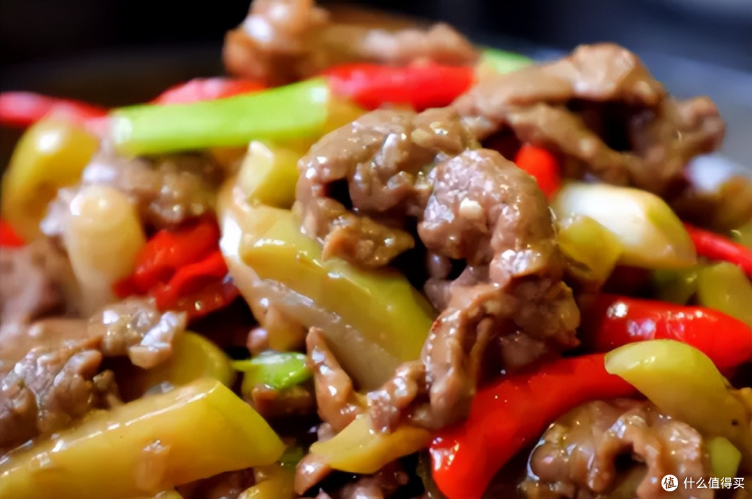 想要炒出好吃又鲜嫩的牛肉,记住千万不要放盐和料酒去腌制